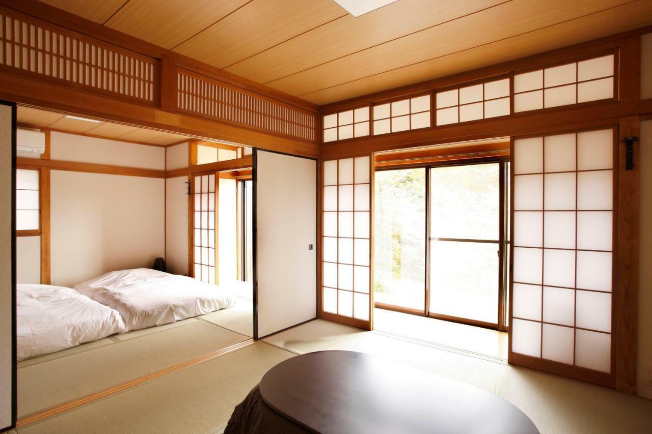 Готель Hakone Fura Екстер'єр фото