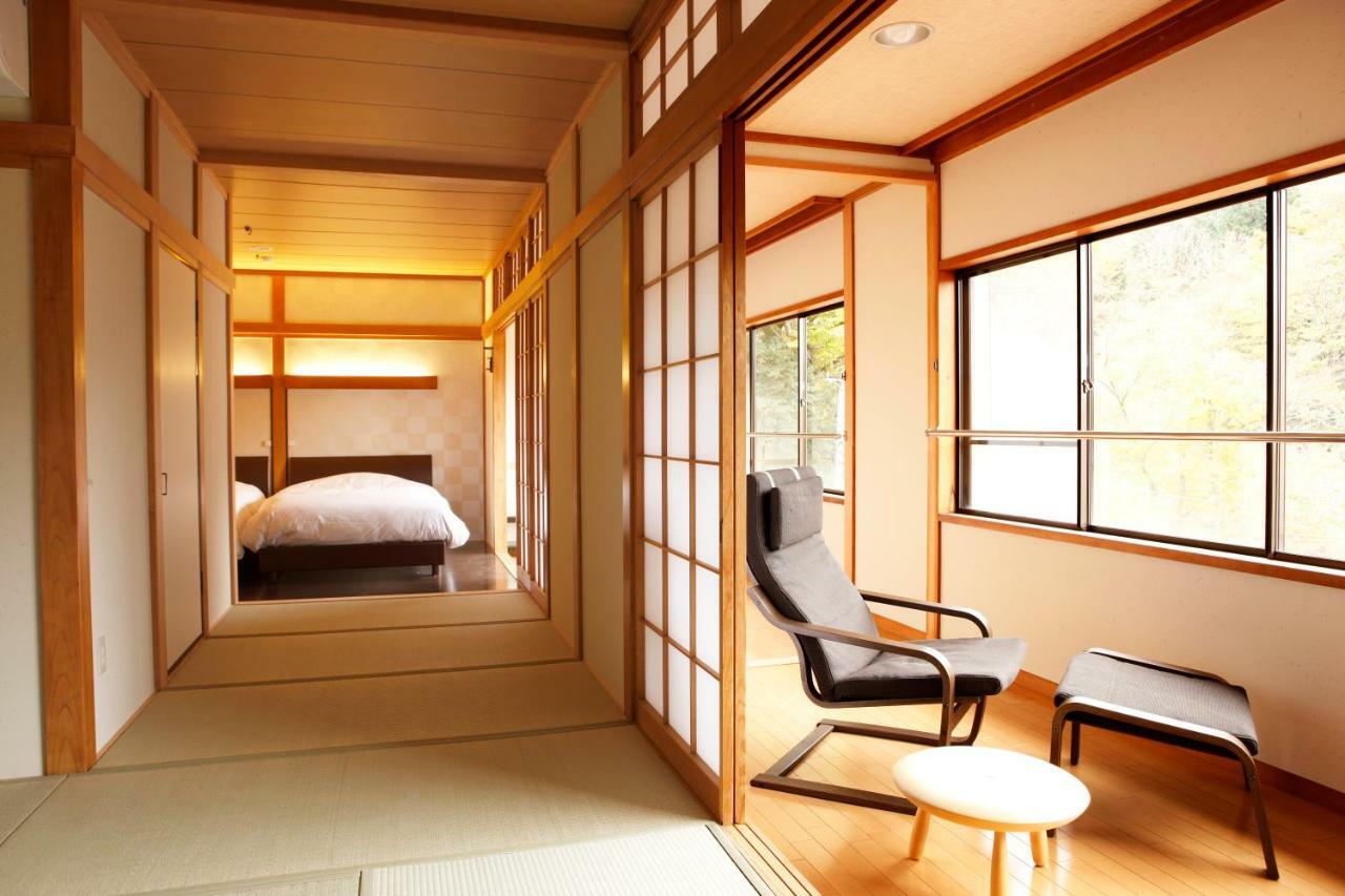 Готель Hakone Fura Екстер'єр фото
